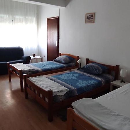 Apartmani Banatski Konak Зренянин Экстерьер фото